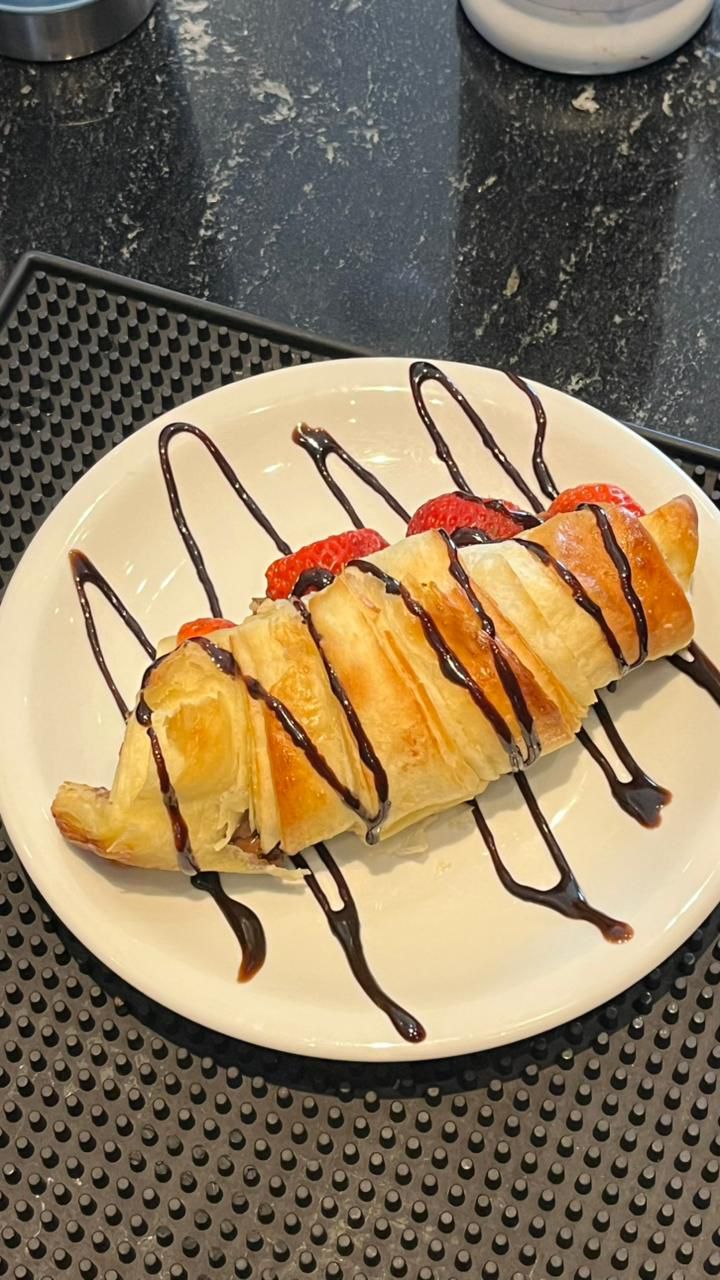 Croissant Nutella com Morango